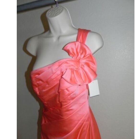 Davids Bridal Dress Size 2 Coral Reef NWT - Picture 2 of 4